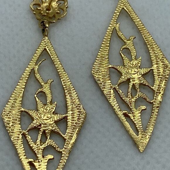 💛 14k Yellow Gold Vintage Flower Earrings - Picture 4 of 5